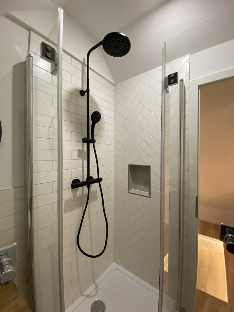 Fischgrät- und Halbverband in Kombination